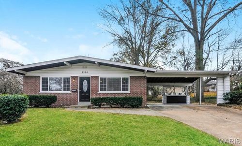 2520 Furlong Ln, Florissant, MO, 63033-3509 | Card Image