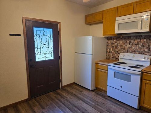 357 Hubert Ln, Livingston, TX, 77351-0328 | Card Image