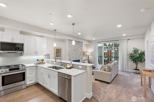 apt-814-4961 Main St, Tacoma, WA, 98407-2939 | Card Image