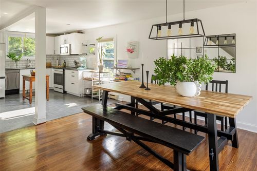 12 Mill St, Chatham, NY, 12037-1013 | Card Image