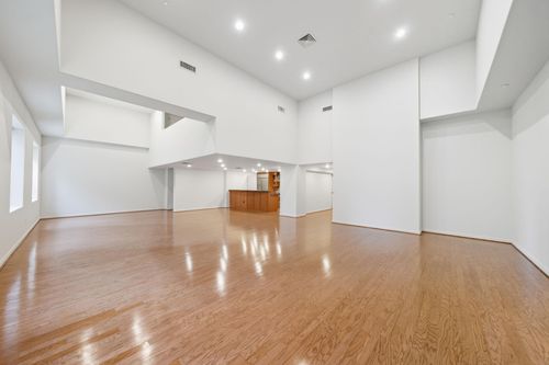 unit-1106-914 Main St, Houston, TX, 77002-6223 | Card Image