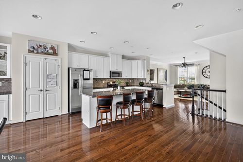 6357 Walcott Ln, FREDERICK, MD, 21703-2741 | Card Image