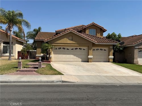 3010 Pembroke Cir, Corona, CA, 92879-6128 | Card Image
