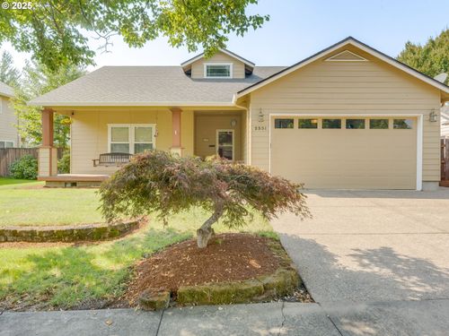 2331 Nw Fendle Way, Mcminnville, OR, 97128-9120 | Card Image