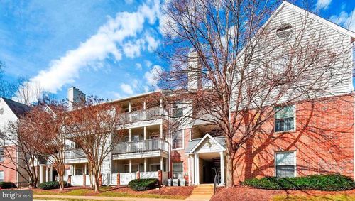 426-3916 Penderview Dr, FAIRFAX, VA, 22033-4713 | Card Image