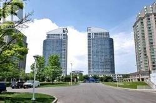 th-330-38 Lee Centre Dr, Toronto, ON, M1H3J7 | Card Image