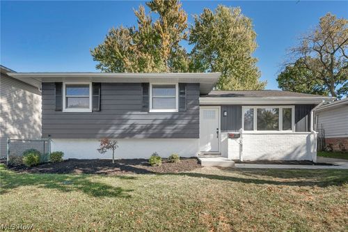 307 Saint Lawrence Boulevard, Eastlake, OH, 44095 | Card Image