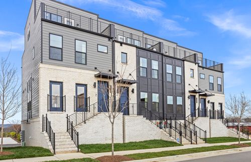 108 Scenic Pass, Nashville, TN, 37218-3055 | Card Image