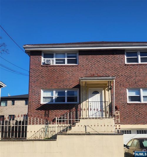808 Inwood Ter, Fort Lee, NJ, 07024-1519 | Card Image