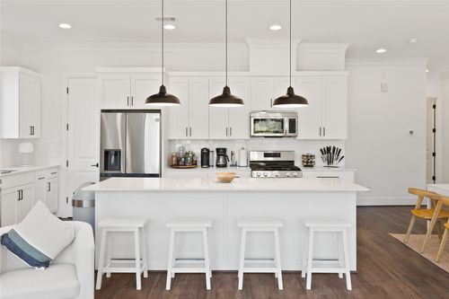 a-5014 Mission Ave, Dallas, TX, 75206-6647 | Card Image