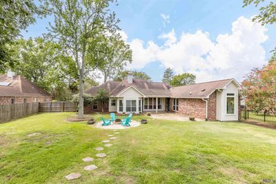 6023 Riverbend Lakes Dr, House other with 4 bedrooms, 3 bathrooms and null parking in Baton Rouge LA | Image 3