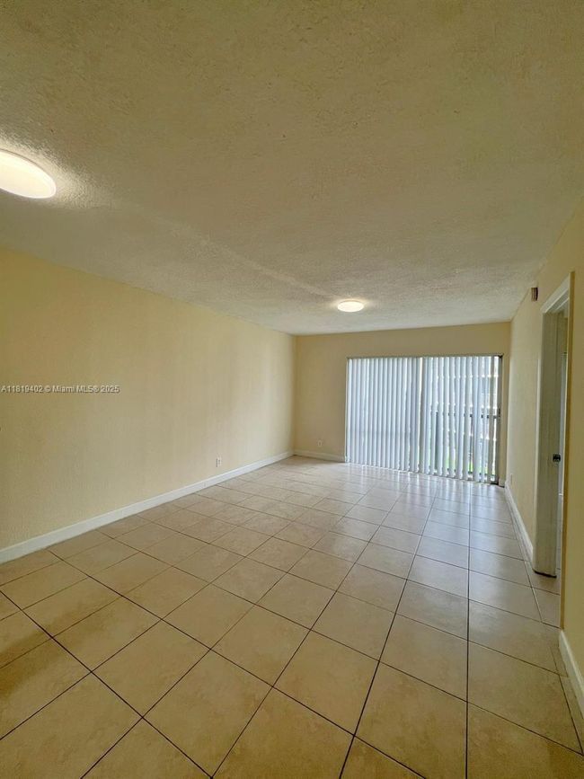 APT-308 - 8740 N Sherman Cir, Condo with 2 bedrooms, 2 bathrooms and null parking in Miramar FL | Image 8
