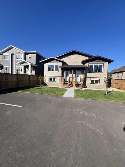 1-ANDAMP-2 - 5135 53 St, House other with 0 bedrooms, 0 bathrooms and 4 parking in Lacombe AB | Image 2