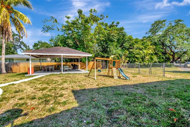 6835 Sw 112 Th St, House other with 4 bedrooms, 3 bathrooms and null parking in Pinecrest FL | Image 28