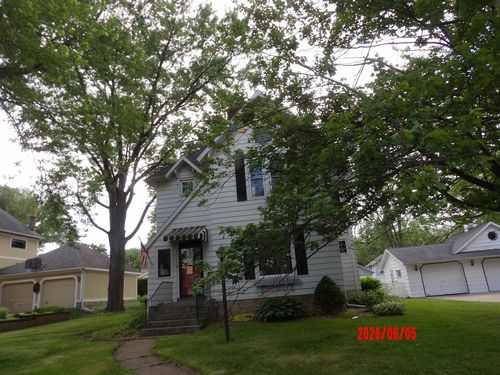 302 Clay St, Neillsville, WI, 54456-1828 | Card Image