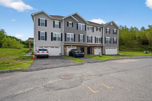 505 Iron Forge Ln, New Windsor, NY, 12553-1203 | Card Image