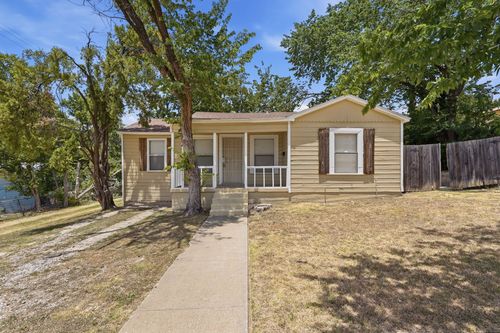 2663 Burton Ave, Fort Worth, TX, 76105-4708 | Card Image