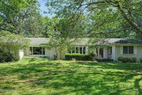 19 Buttonwood Ln E, Rumson, NJ, 07760-1009 | Card Image