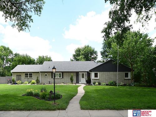 1600 S 4th Ave, Beatrice, NE, 68310-4832 | Card Image