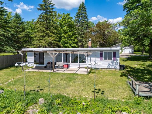 15841 Sandy Beach Rd Se, Mentor, MN, 56736-9507 | Card Image