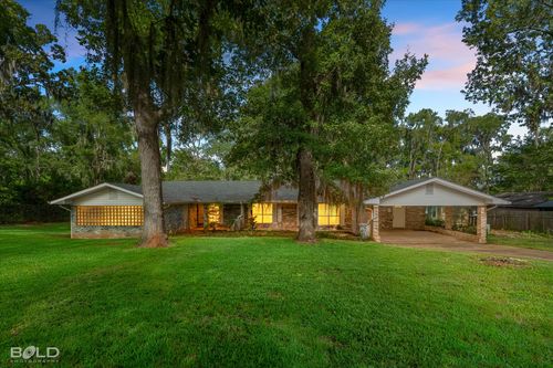 321 Evangeline Dr, Elm Grove, LA, 71051-9581 | Card Image