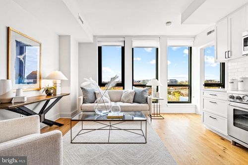 apt-718-1211 Van St Se, WASHINGTON, DC, 20003-4677 | Card Image