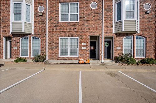 3012-1198 Jones Butler, College Station, TX, 77840 | Card Image