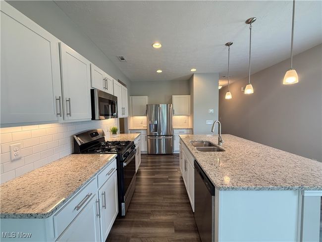 3464 Magnolia Ln, Townhouse with 3 bedrooms, 3 bathrooms and null parking in Uniontown OH | Image 9