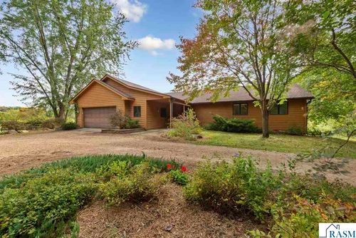 3920 57th St W, Webster, MN, 55088-2301 | Card Image