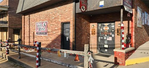 29 Main St, New Salem, PA, 15468 | Card Image