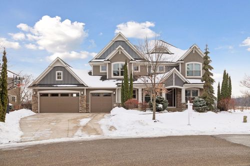 22 Leaf Wing Dr, North Oaks, MN, 55127-6162 | Card Image