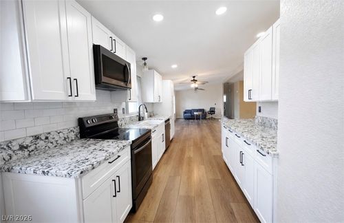 202 Tres Lobos Ave, Overton, NV, 89040 | Card Image