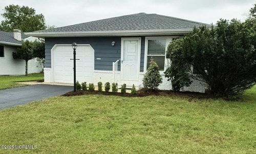 7 Bonasse St, Toms River, NJ, 08757-4044 | Card Image