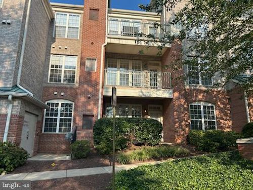 apt-101-12170 Abington Hall Pl, RESTON, VA, 20190-5847 | Card Image
