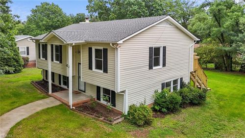 131 Springdale Dr, Stoneville, NC, 27048-7650 | Card Image