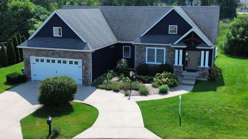2400 Bay Pointe Dr, Saint Joseph, MI, 49085-2847 | Card Image