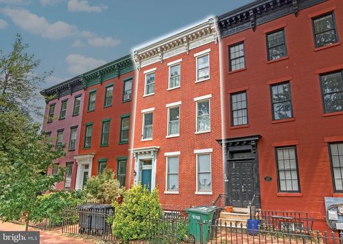 220 3rd St Se, WASHINGTON, DC, 20003-2072 | Card Image