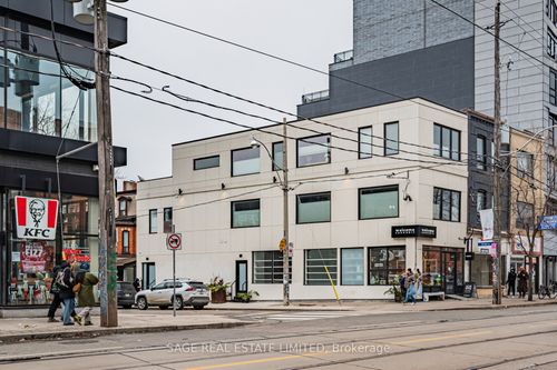 mainmiddle-1227 Dundas St W, Toronto, ON, M6J1X6 | Card Image