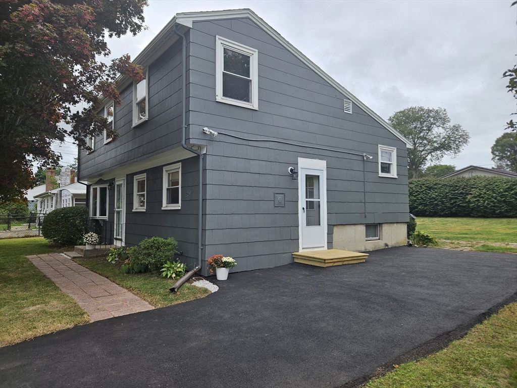 Ashland St, Brockton, MA 02302