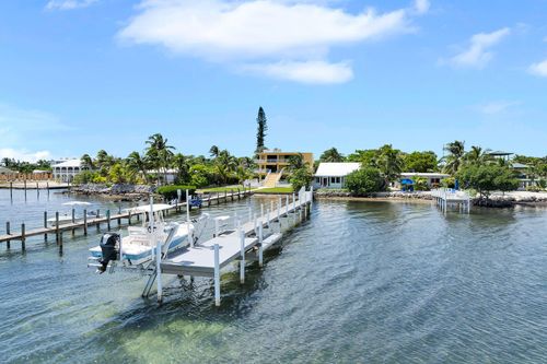 25368 2nd St, Summerland Key, FL, 33042-4517 | Card Image