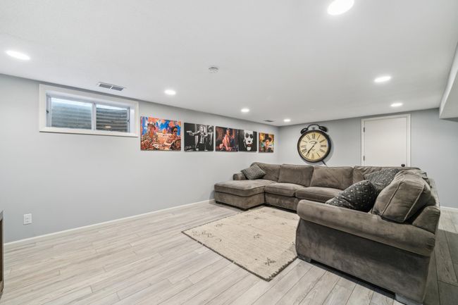 1720 6 Th Ave W, Townhouse with 3 bedrooms, 2 bathrooms and null parking in Shakopee MN | Image 18