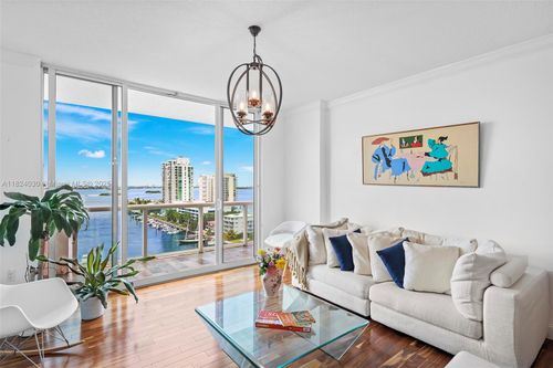 apt-1214-7900 Harbor Island Dr, North Bay Village, FL, 33141-4297 | Card Image
