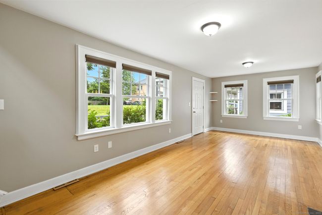 11 Middletown Ave, House other with 3 bedrooms, 2 bathrooms and null parking in Wethersfield CT | Image 8