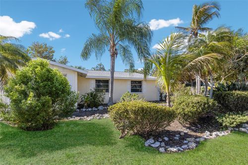 309 57th St, Holmes Beach, FL, 34217-1503 | Card Image