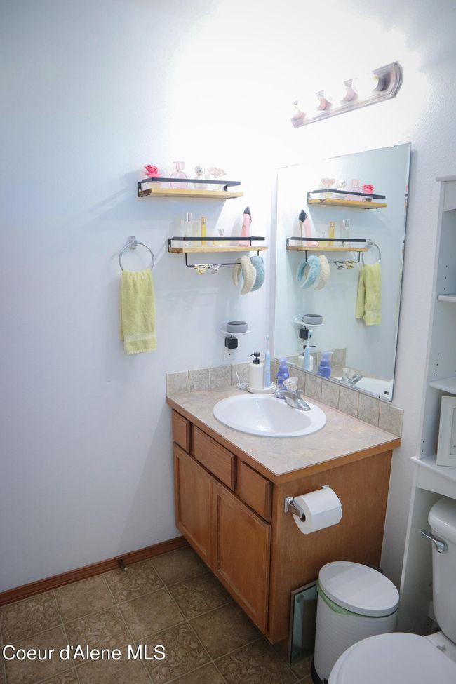 2382 N Alfalfa Loop, House other with 3 bedrooms, 2 bathrooms and null parking in Post Falls ID | Image 25