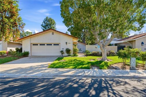 5026 Avenida Del Sol, Laguna Woods, CA, 92637-1875 | Card Image