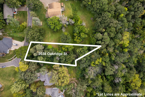 2038 Oakridge St, Saint Paul, MN, 55119-5329 | Card Image
