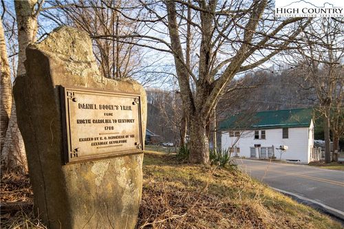 121 & 150 Johns Lane, Zionville, NC, 28698 | Card Image