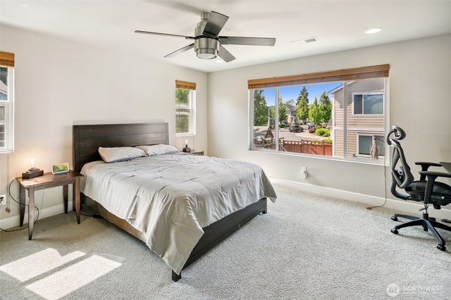 458 Sw 111 Th Pl, House other with 4 bedrooms, 3 bathrooms and 2 parking in Seattle WA | Image 15