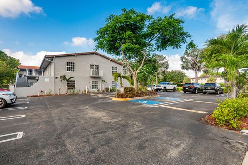 3-8830 W Sample Road, Coral Springs, FL, 33065 | Card Image